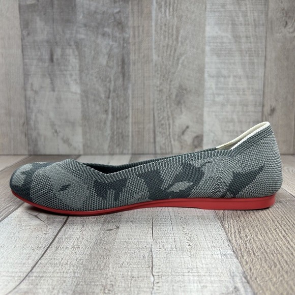 Rothy's The Flat Camo Women's Slip On Ballet Flat Shoes Red Sole Gray Size 6.5 - Picture 8 of 12
